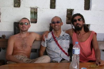 Gallery: Crew 2004 crew sunglasses 20040308 Finca Argayall (La Gomera)
